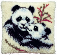 knoopkussen panda met jong 40 x 40 cm